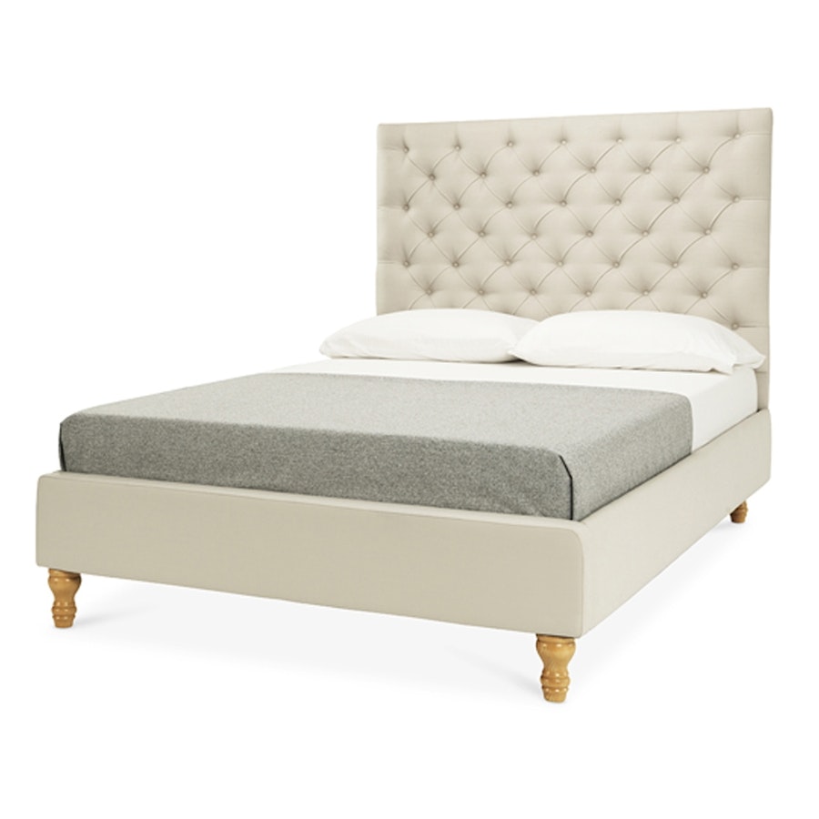 Chesterfield upholstered bed headboard gallery 2