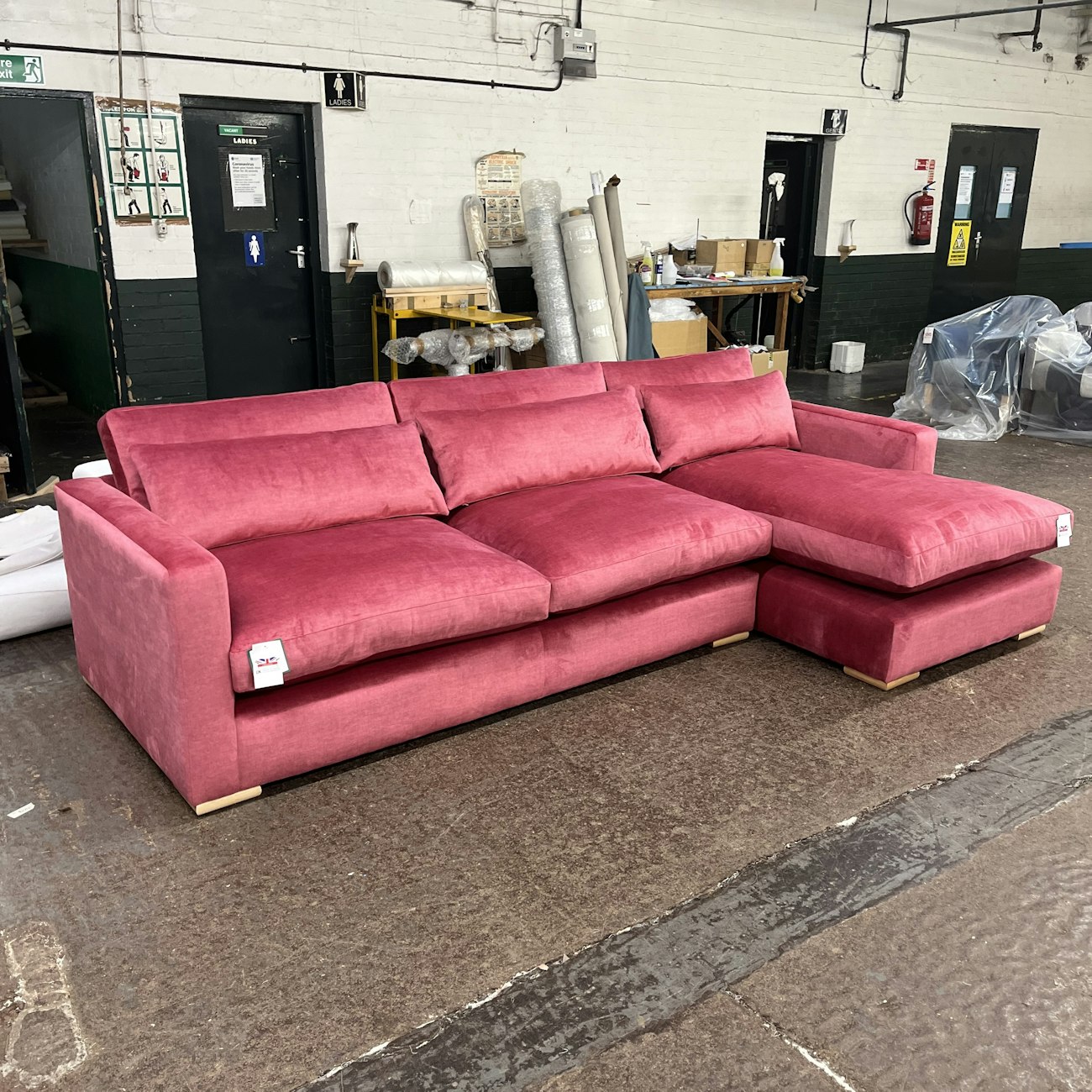 Photo 17 04 2023 14 30 57