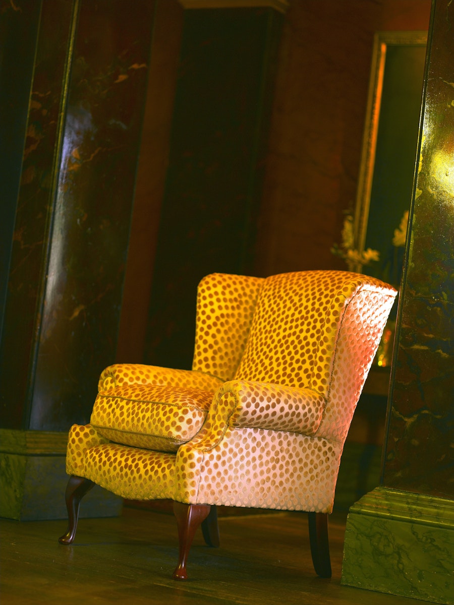 Queen anne wing chair